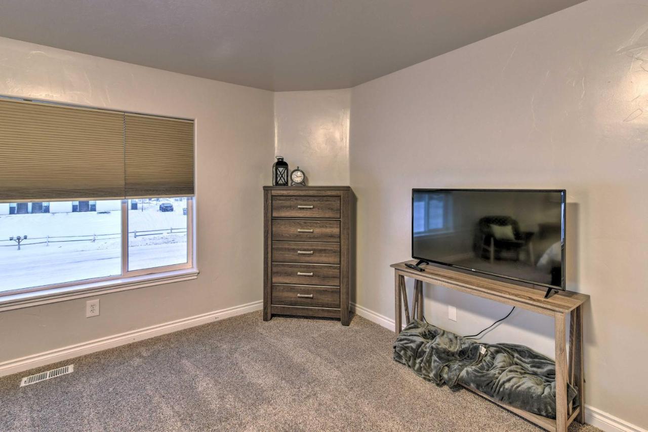 Cozy Anchorage Townhome Less Than Half Mile To Jewel Lake! Dış mekan fotoğraf